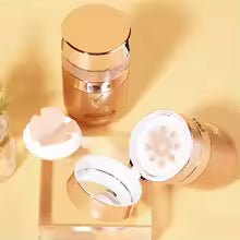 Moisturizer whitening concealer